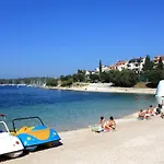 Apartment Apartments With Parking Space Pjescana Uvala, Pula - 7349 *