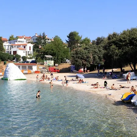 Apartments With A Parking Space Pjescana Uvala, Pula - 7349 Апартаменты Пула