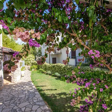 With Parking Space Pjescana Uvala, - 7349 פולה